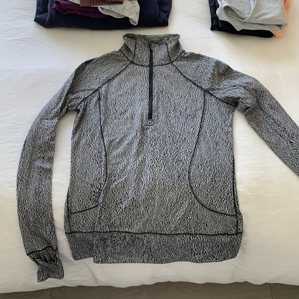 Lululemon long sleeve zip up